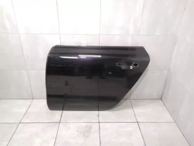 Audi RS7 A7 4G8 Kreisās aizmugurējās durvis 4G8833051A Durvis Aizmugurējās Kreisās
