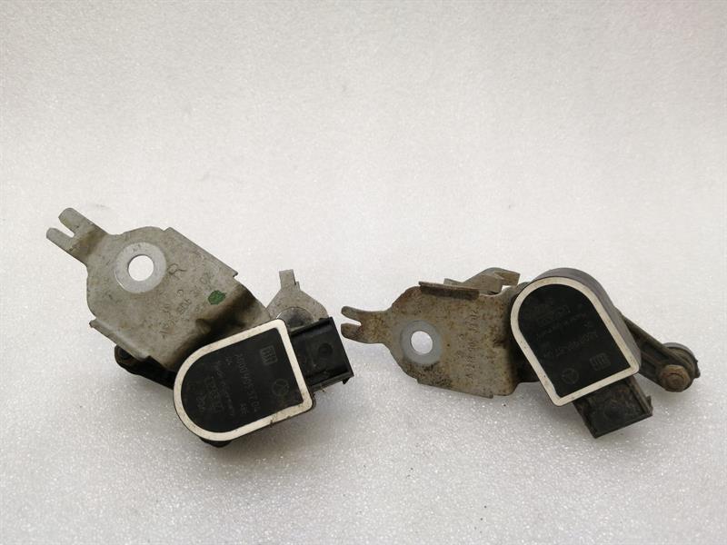 Mercedes-Benz S Coupe (C217) Sensor Mercedes E Class W213 Level Sensor Set A2139053...