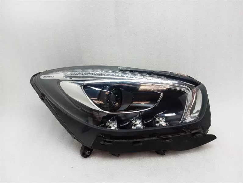 Mercedes-Benz G (W463) Mercedes GT C190 GTS S Right Headlight A1909063200 Headlights Right RHD Body type: Coupe
Fuel: Petrol