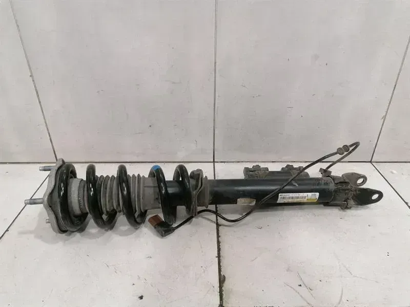 Mercedes-Benz A (W176) Mercedes W205 C63 AMG EDC Shock Absorber FLH A2053231500 Front Shock Absorber
