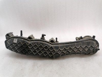 Впускной коллектор Mercedes C Class W205 C63 AMG A1770980207 Правый впускной коллектор