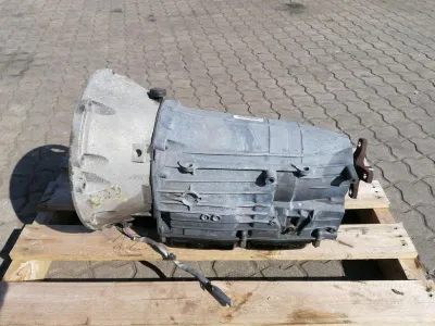 MERCEDES C63 AMG W205 15-18 Ātrumkārba A2052709601 Ātrumkārba 722 930 RWD