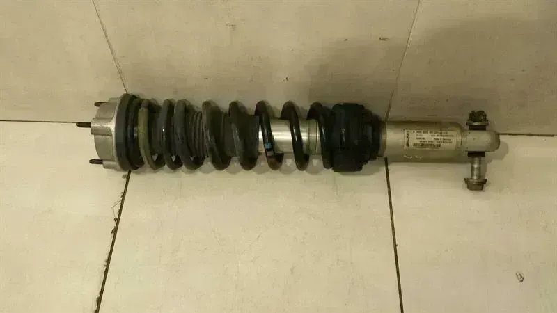 Mercedes-Benz G (W463) Shock Absorber Rear Mercedes GT C190 GTR shock absorber rear A19032...