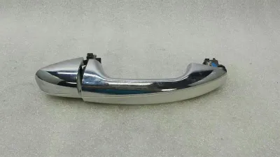 MERCEDES C63 AMG W205 RHD Klamka prawa A0997604801 Kierownica po prawej stronie Bezkluczykowy