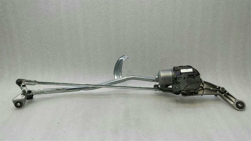 Mercedes C63 Class W205 RHD Front Wiper Engine A2058200940 Right Hand Drive Wisher.