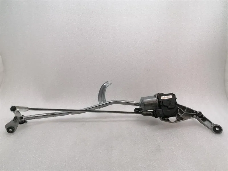 Mercedes GT 4-DOOR X290 GT63S Front Wiper Linkage A2908202000 RHD RIGHT HANDLEBAR
