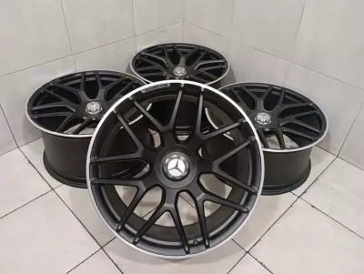 MERCEDES GT 4 DÖRRER X290 GT63S AMG Lättmetallfälgar SET A2904010800 LÄTMEDEL FJÄLSET R21