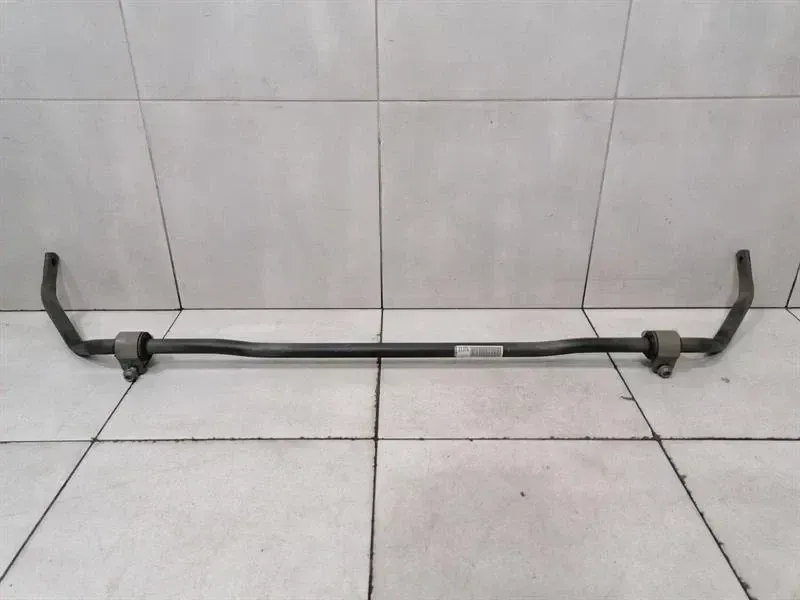 Mercedes-Benz G (W463) Mercedes X290 GT63S AMG Anti Roll Bar Rear A2133267400 Rear Stabilizer M177 Body type: Hatchback
Fuel: Petrol