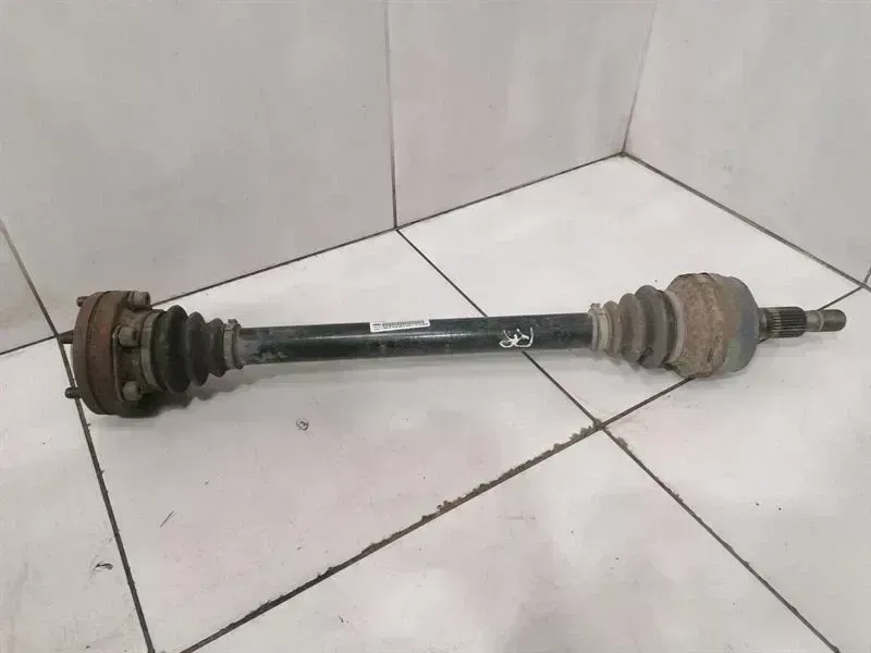 Porsche 911 (997) Porsche 911 997 drive shaft rear right 99733202402 rear right drive shaft Body type: Coupe
Fuel: Petrol