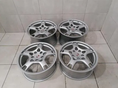 Porsche 911 997 Алуминиеви джанти 99736215600 Алуминиеви джанти C4 BBS CARRERA S