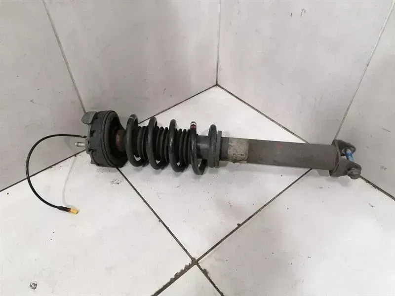 Porsche 911 (997) Porsche 911 997 shock absorber rear PASM 99733305325 shock absorber rear Body type: Convertible
Fuel: Petrol