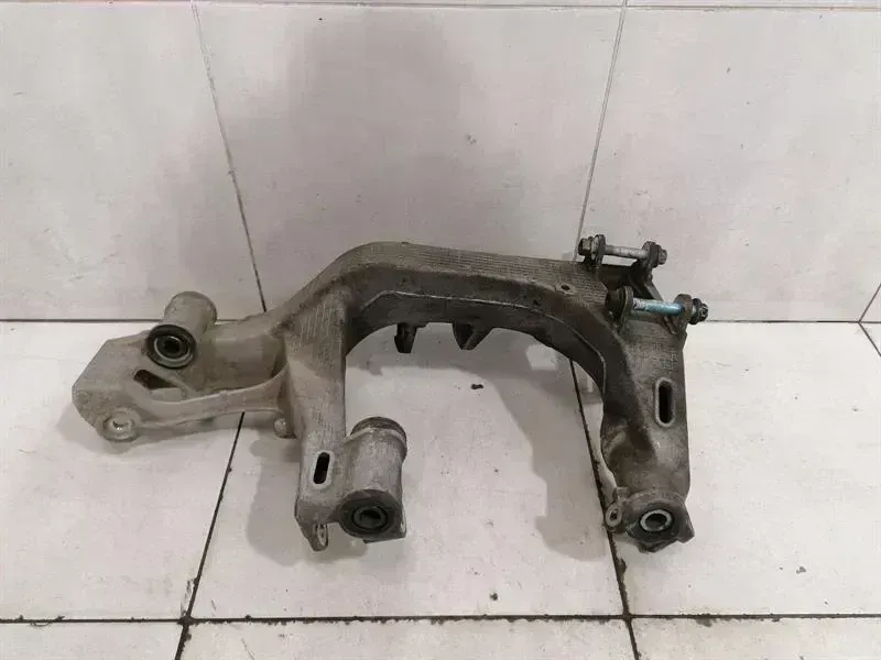 Porsche 911 (996) Beam / Subframe Rear Porsche 911 997 subframe rear 99733115103 rear ...