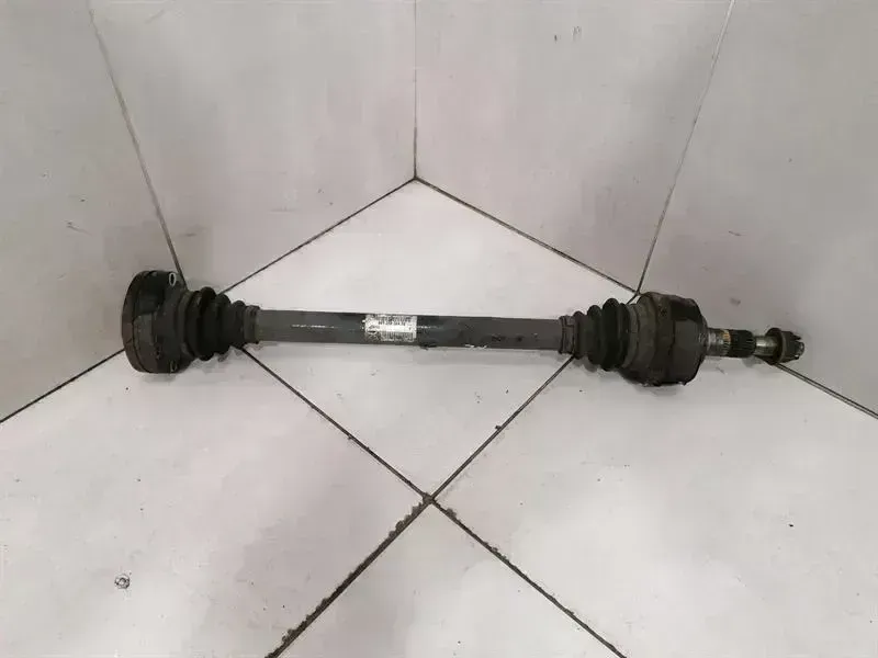 Porsche 911 (997) Porsche 911 997 left rear drive shaft 99733202402 drive shaft rear left Body type: Convertible
Fuel: Petrol