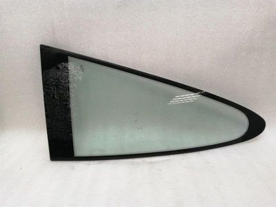 Porsche 911 997 höger bak kvartsglas 99754311200 dörr fönster 1/4 bak höger