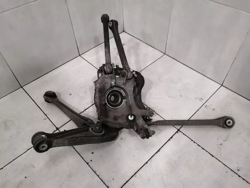 Porsche 911 (997) Porsche 911 997 Right Rear Hub 99733111207 Wheel Bearing Case Rear Right Set Body type: Coupe
Fuel: Petrol