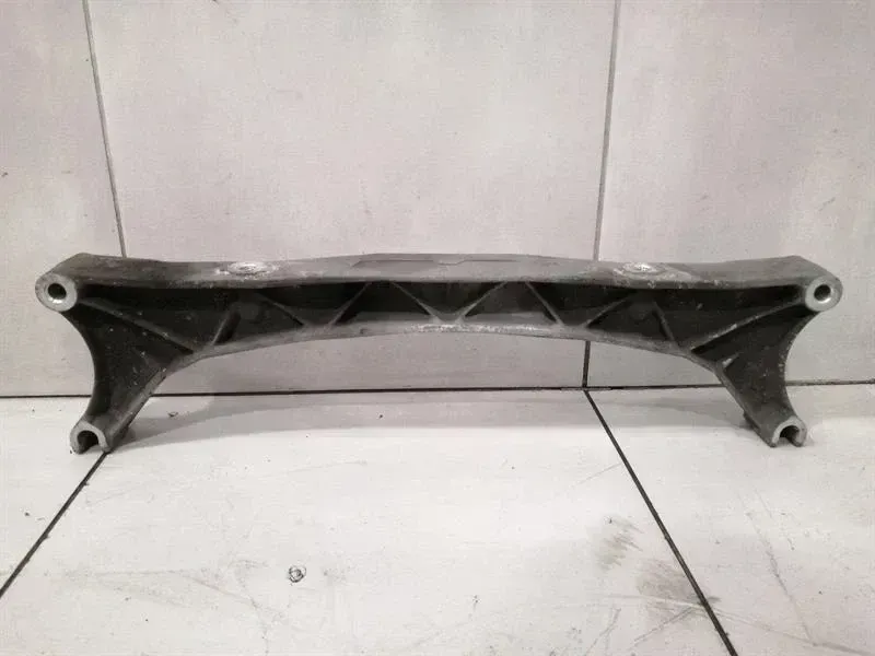 Porsche 911 (997) Porsche 911 997 subframe rear 99733126102 axle frame rear axle Body type: Coupe
Fuel: Petrol