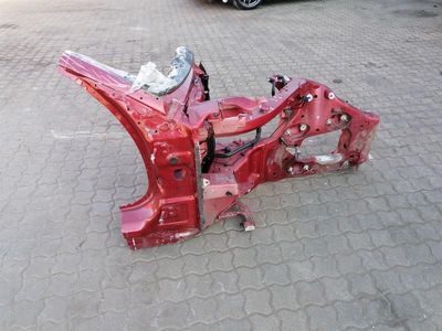 Правая передняя опора шасси Ferrari Rome F169 985806661 Правая передняя колесная арка