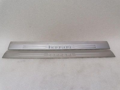 Seuil de porte Ferrari Roma F169 965387 Barre d&#39;entrée
