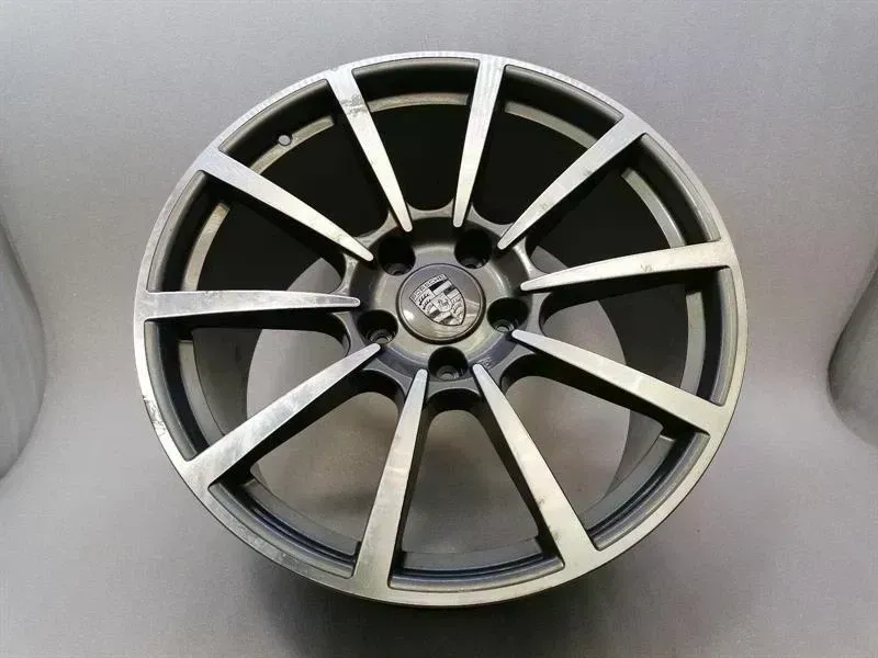 Porsche 911 (991) Porsche 911 991 Alloy Wheel 99136216631 Alloy Rim 11J x 20 ET52 Body type: Coupe
Fuel: Petrol