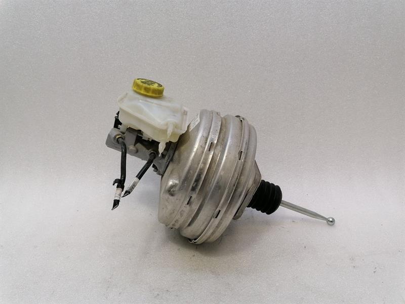 Porsche 911 (991) Porsche 911 991 Brake Servo 99135502528 Brake Booster Body type: Coupe
Fuel: Petrol