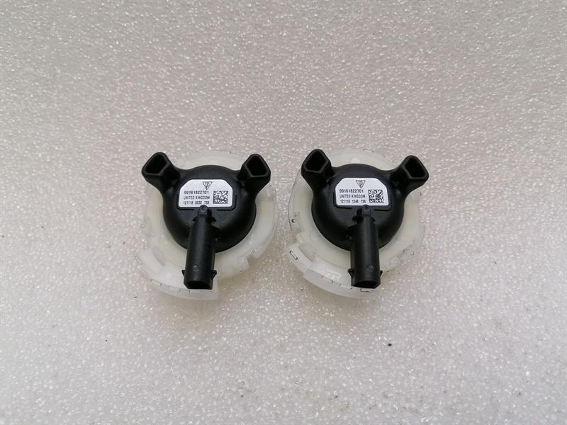 Porsche 911 (991) Porsche 911 991 Crash Sensor Set 99161822701 Impact Sensor Set SRS Body type: Convertible
Fuel: Petrol