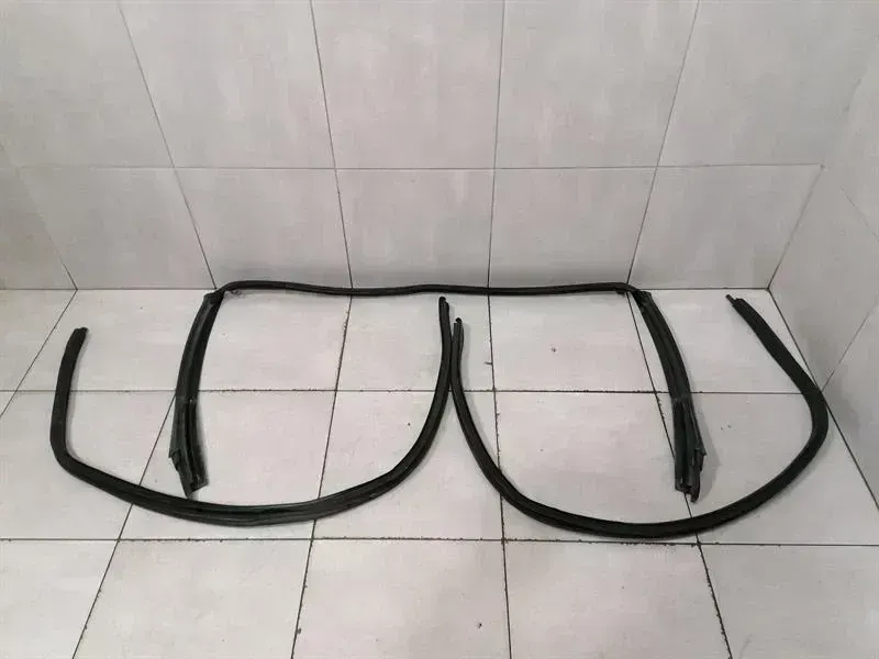Porsche 911 (991) Porsche 911 991 Seal Set 99153707700 Seals Set CONVERTIBLE Body type: Convertible
Fuel: Petrol