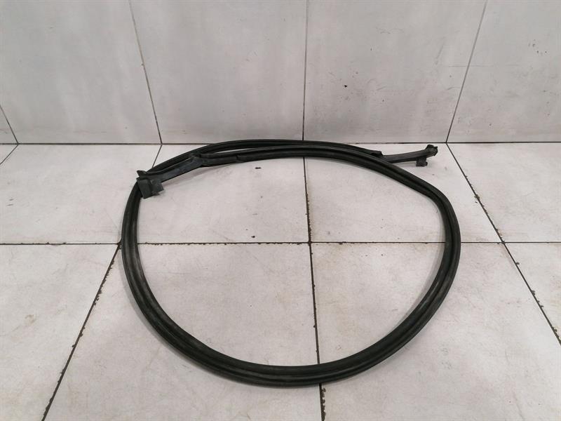 Porsche 911 (991) Porsche 911 991 Body Seal 99151461104 Seals Body type: Convertible
Fuel: Petrol