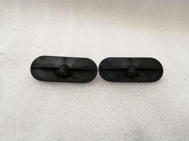 Porsche 911 (991) Porsche 718 991 washer nozzle set 99162807500 washing water nozzle set Body type: Convertible
Fuel: Petrol