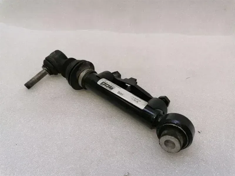 Porsche 911 (991) Porsche 911 991 Anti Roll Bar 99135908503 Anti Roll Bar PDCC Damper Stabi REAR Body type: Convertible
Fuel: Petrol