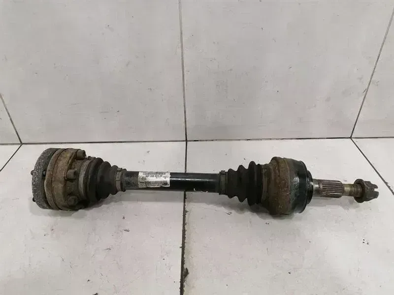 Porsche 911 (997) Porsche 911 997 left rear drive shaft 99733202403 drive shaft rear left Body type: Convertible
Fuel: Petrol