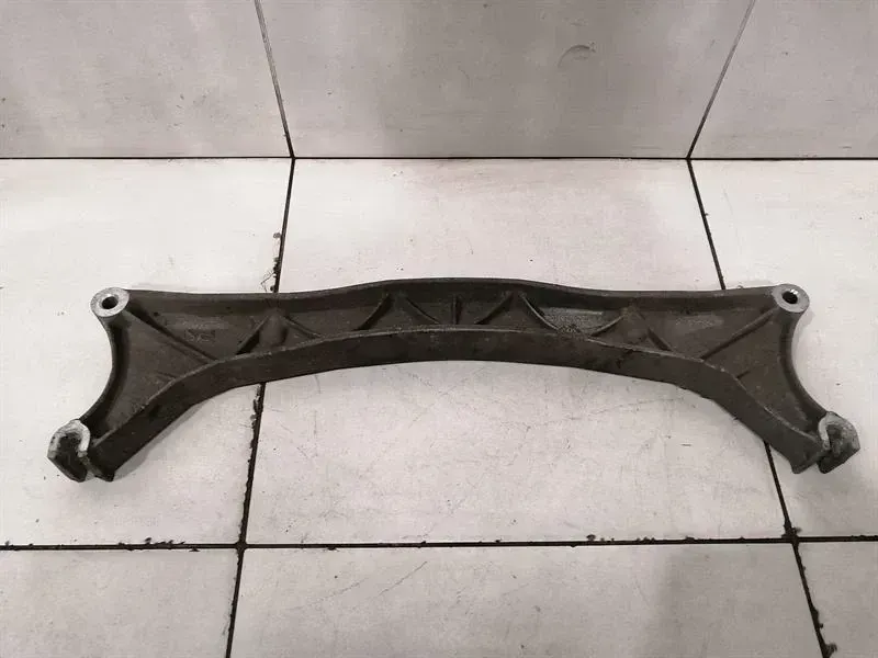 Porsche 911 (997) Porsche 911 997 Subframe Rear Centre Part 99733126102 Axle Frame Rear Axle Body type: Convertible
Fuel: Petrol