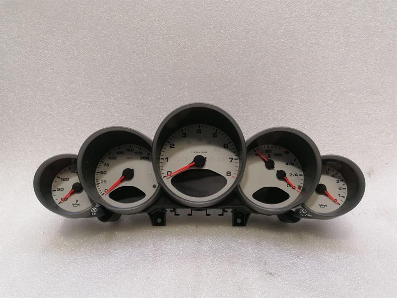 Porsche 911 (996) Porsche 911 997 Instrument Cluster 99764111705 Speedometer MPH MK1 MANUAL Body type: Coupe
Fuel: Petrol