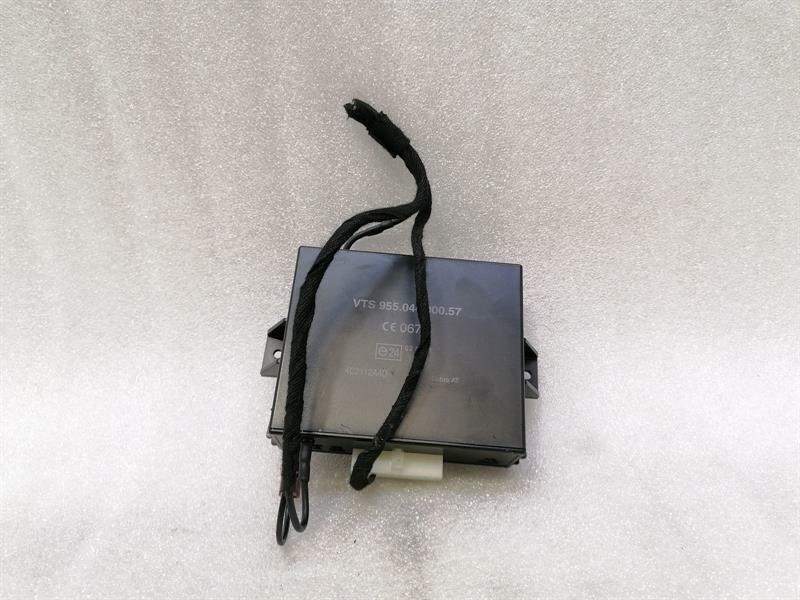 Porsche 911 (997) Porsche 911 997 Phone Electronic Module 95504490057 Phone Control Unit Body type: Coupe
Fuel: Petrol
