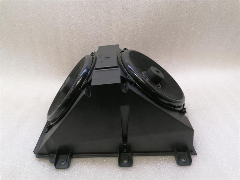 Nissan GT-R Nissan GT-R R35 Speaker 28170JF20A Loudspeaker Subwoofer Bose Body type: Coupe
Fuel: Petrol