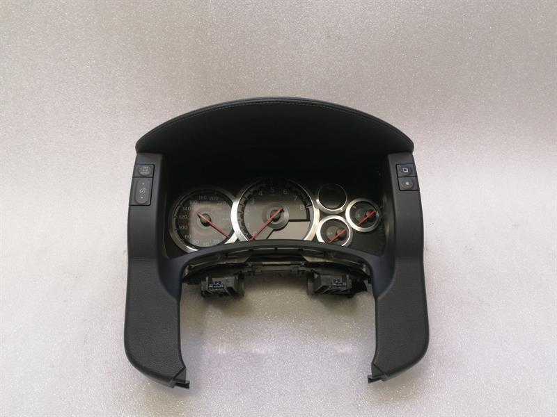 Nissan GT-R Nissan GT-R R35 Instrument Cluster Speedometer MPH Speedometer Body type: Coupe
Fuel: Petrol