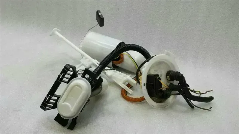 Porsche 911 (991) Porsche 911 991 Fuel Pump Electric 99120142101 Fuel Pump Set Body type: Coupe
Fuel: Petrol