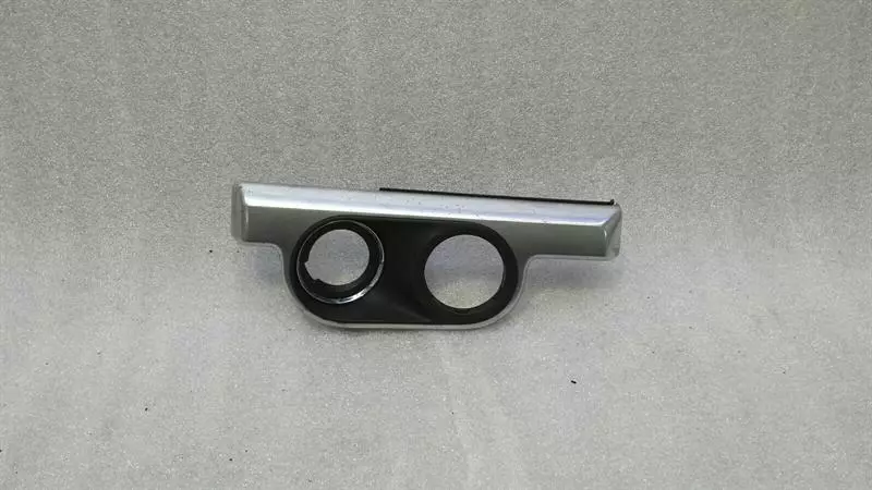 Porsche 911 (991) Porsche 911 991 99155238202 ignition lock cover trim RHD right handlebar Body type: Coupe
Fuel: Petrol