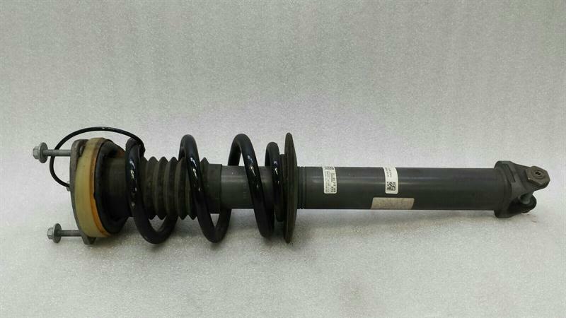 Porsche 911 (991) Porsche 911 991 shock absorber rear 99133305711 shock absorber rear right PASM Body type: Coupe
Fuel: Petrol