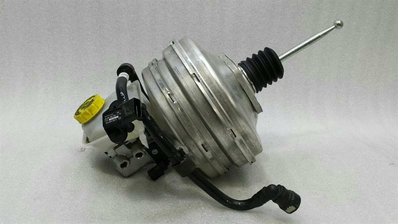 Porsche 911 (991) Porsche 911 991 Brake Servo 99135502529 Brake Booster 4S GTS Body type: Coupe
Fuel: Petrol