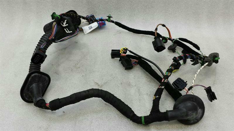 Porsche 911 (991) Porsche 911 991 Right Door Wiring 99161261356 Door Right Wiring Harness Body type: Coupe
Fuel: Petrol