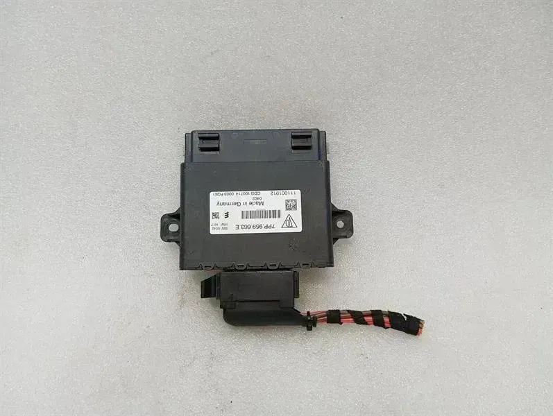 Porsche 911 (991) Porsche 911 991 Electronic Module 7PP959663E Control Unit VOLTAGE Body type: Convertible
Fuel: Petrol