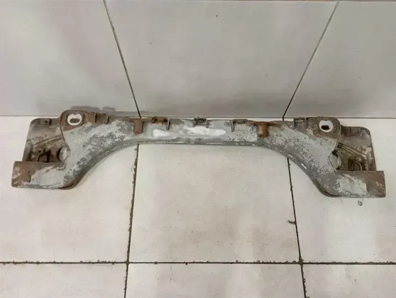 Porsche 911 (991) Porsche 911 991 subframe rear 99133126106 axle frame rear axle Body type: Convertible
Fuel: Petrol
