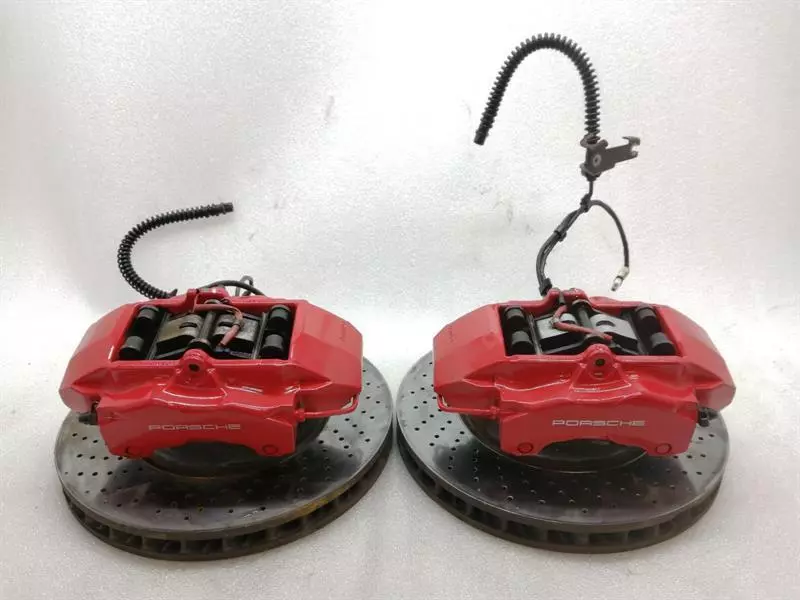 Porsche 911 (991) Porsche 911 997 Brake Caliper Set BREMBO 99635142910 Brake Caliper MK2 GTS 4 Body type: Convertible
Fuel: Petrol
