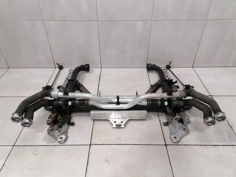 Porsche 911 (991) Porsche 911 997 Beam Subframe Front 99734108111 Front Axle Beam GTS 4S AWD Body type: Convertible
Fuel: Petrol