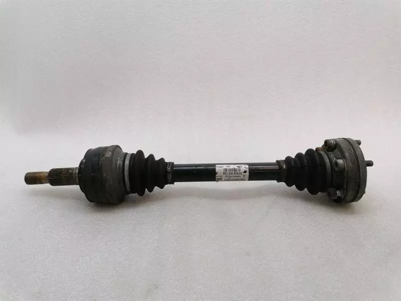 Porsche 911 (991) Porsche 911 997 mk2 pdk drive shaft rear 99733202452 rear drive shaft L=R Body type: Convertible
Fuel: Petrol