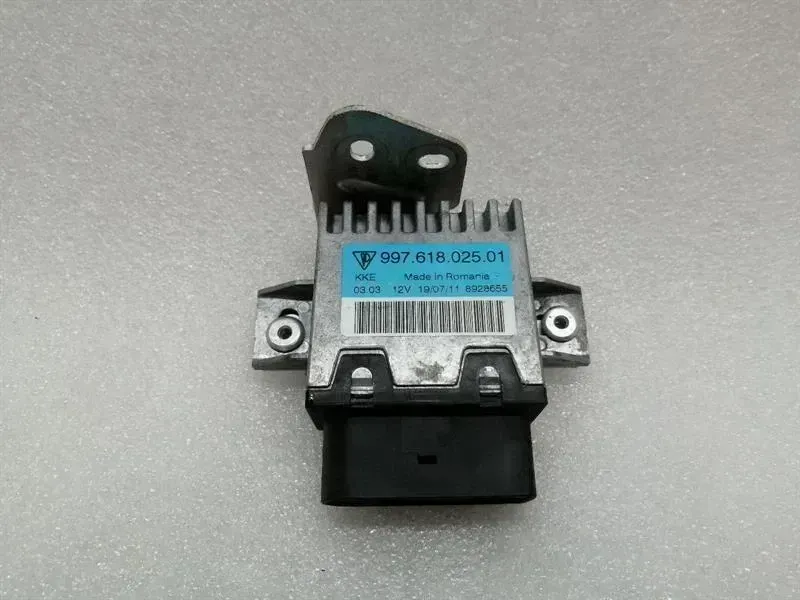 Porsche 911 (991) Porsche 987 911 997 fuel pump modules 99761802501 control unit fuel pump Body type: Convertible
Fuel: Petrol