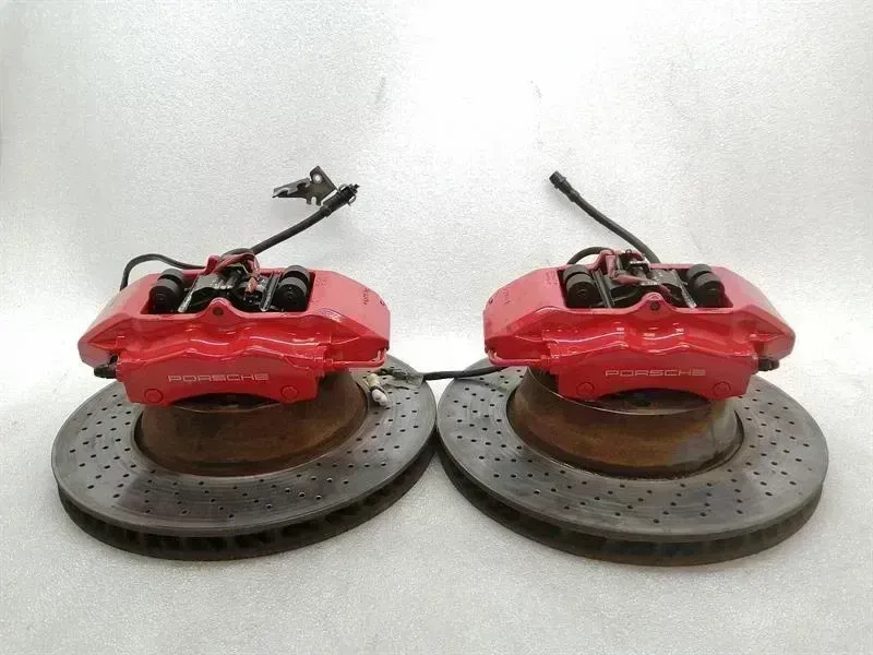 Porsche 911 (991) Porsche 911 997 Rear Brake Caliper 99635242560 Rear Caliper Brembo GTS Body type: Convertible
Fuel: Petrol