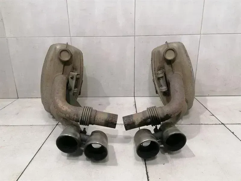 Porsche 911 (991) Porsche 911 991 Exhaust Silencer 99111132101 Exhaust Muffler MK1 4S 3.8 Body type: Coupe
Fuel: Petrol