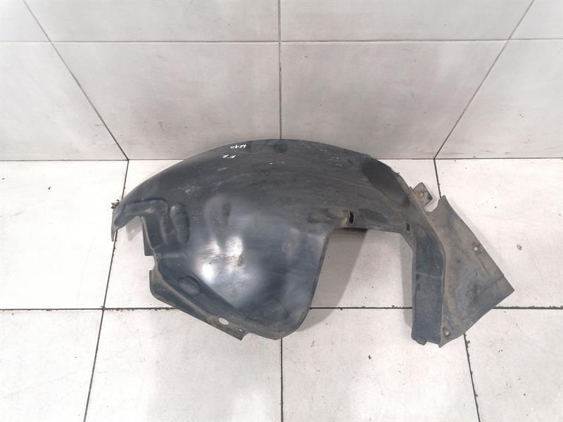 Porsche 911 (991) Porsche 911 991 Right Front Arch Plastic 99150450401 WHEEL RUN COVER C4 GT3 Body type: Coupe
Fuel: Petrol