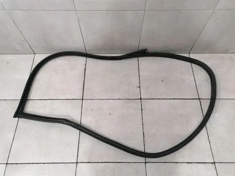 Porsche 911 (991) Porsche 911 991 right door seal 99153707604 door seals right Body type: Coupe
Fuel: Petrol